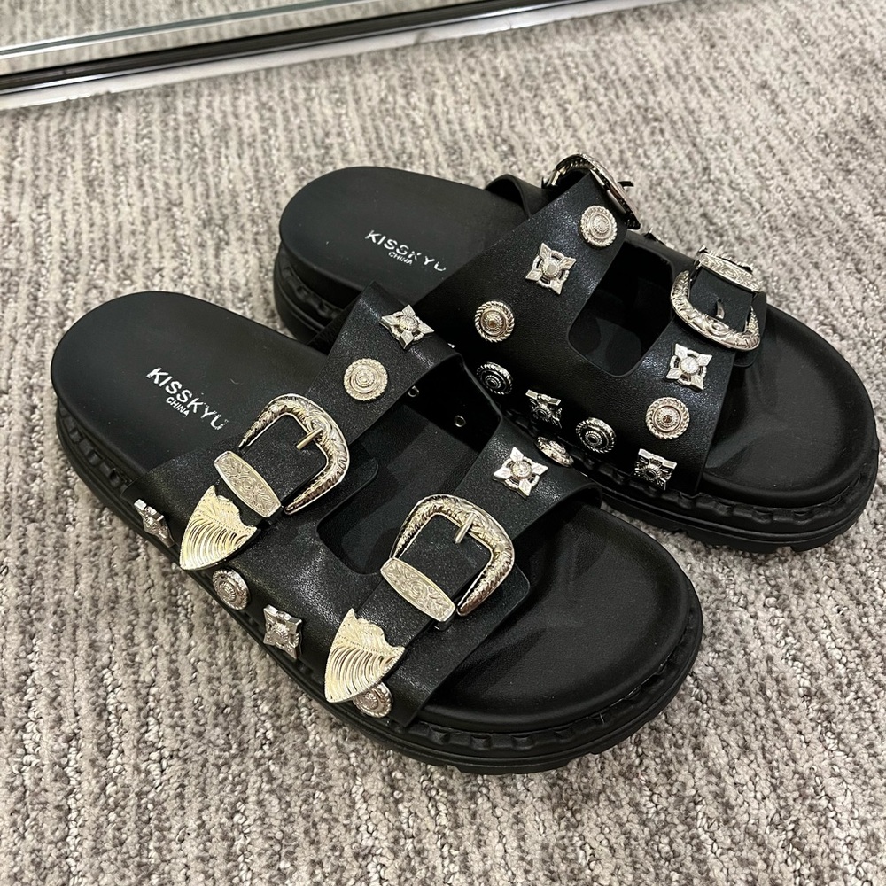 Western slip ons